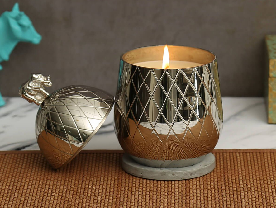 Make your home a fragrant haven with some Valentine's Day candles