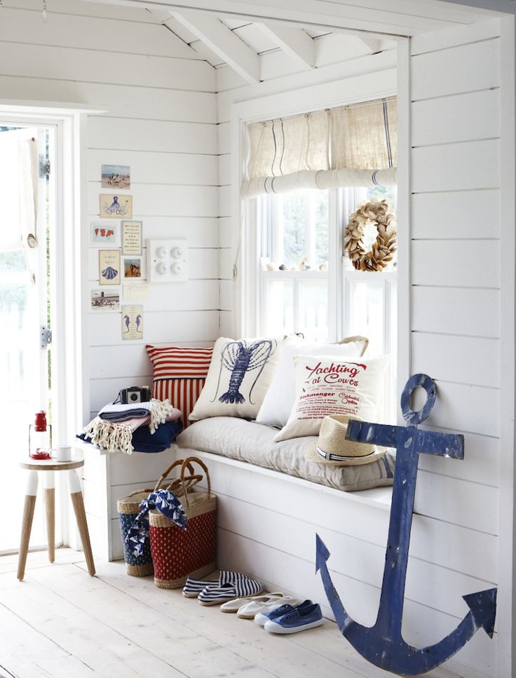 Decor furnishings sales