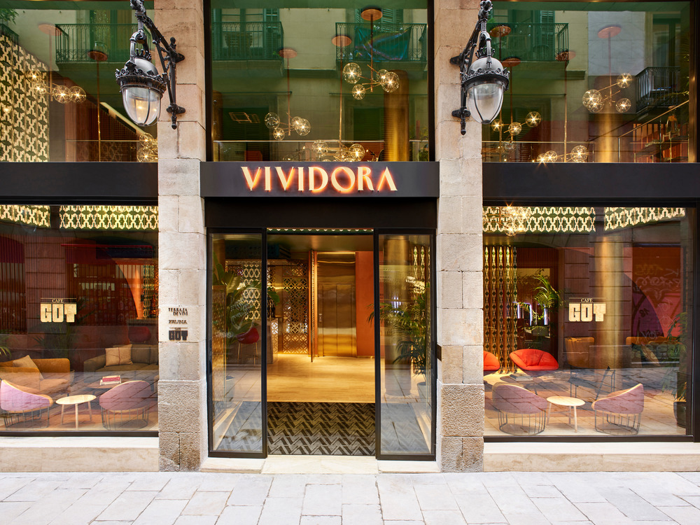 This cafe in the old city of Barcelona is a model for luxurious design