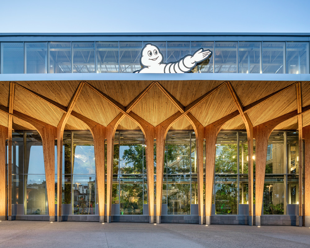 The Canopy: Michelin headquarter's renovated reception area