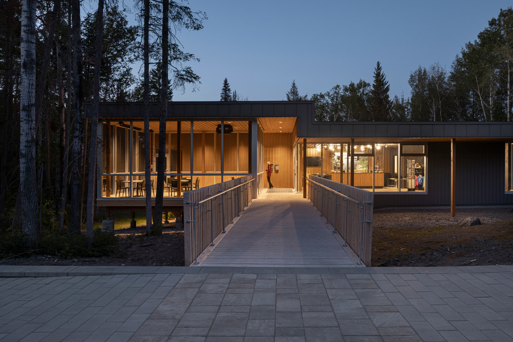 Camp-de-Touage Service Center, Pointe-Taillon National Park