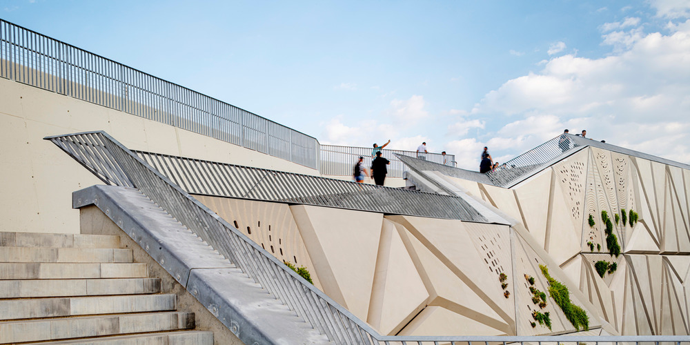 Escaleras y Mirador Vela: a unique viewing platform over the Mediterranean Sea