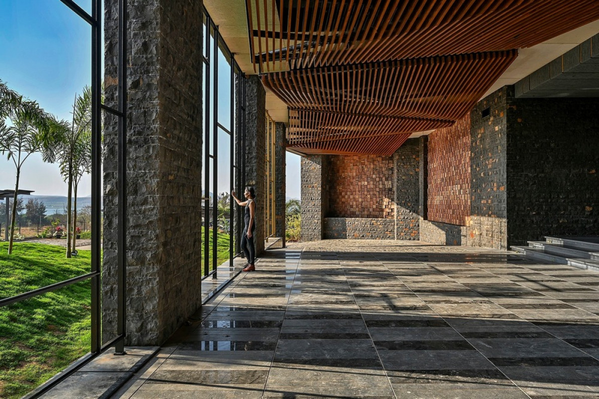 Entrance Porch