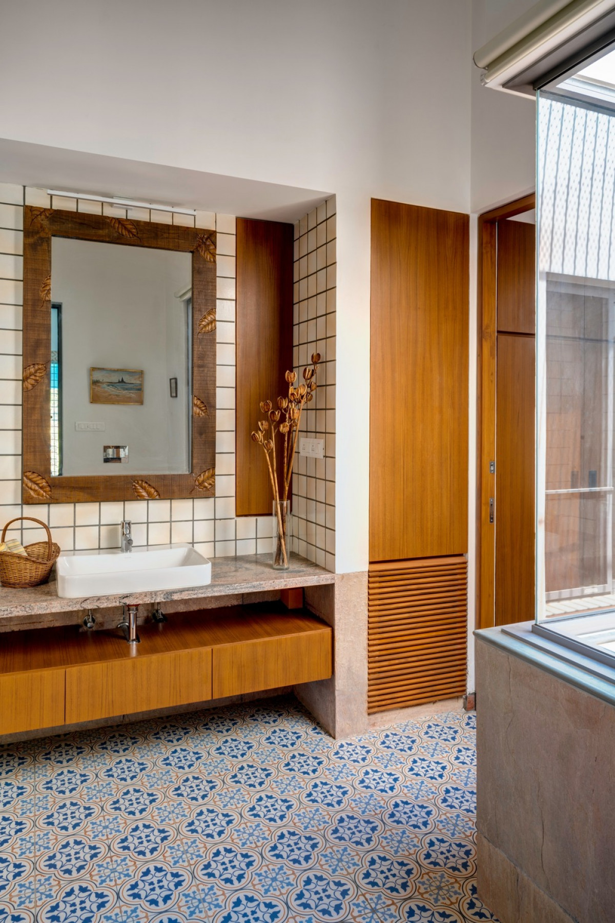 Master Bathroom with indirect daylight to accentuate playful variations inside a private space | Photo credit: Fabien Charuau