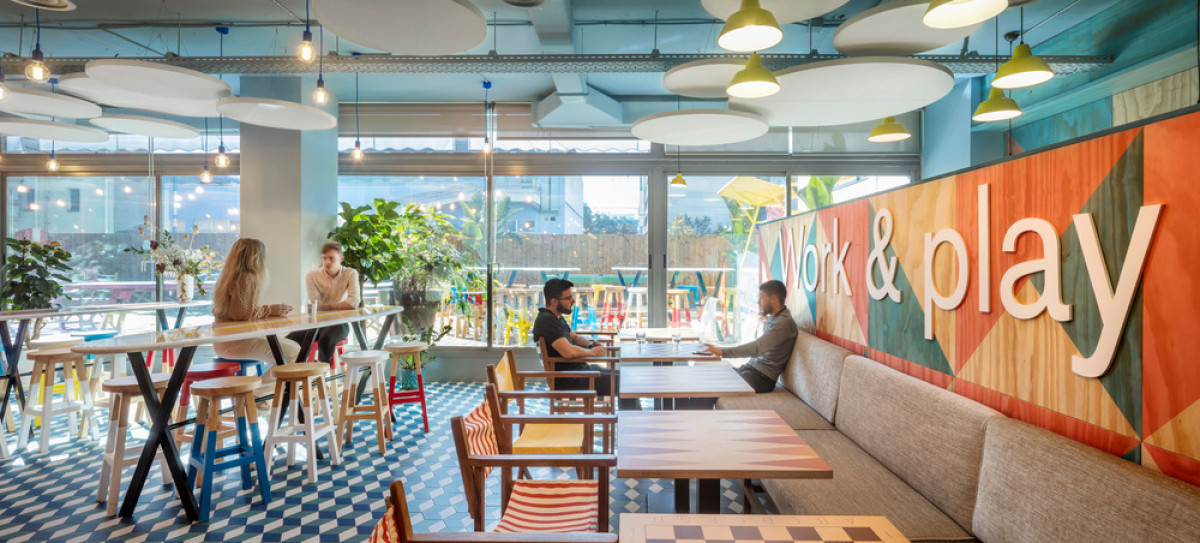 The Dinning room as a playroom | Photo credit: Adrià Goula