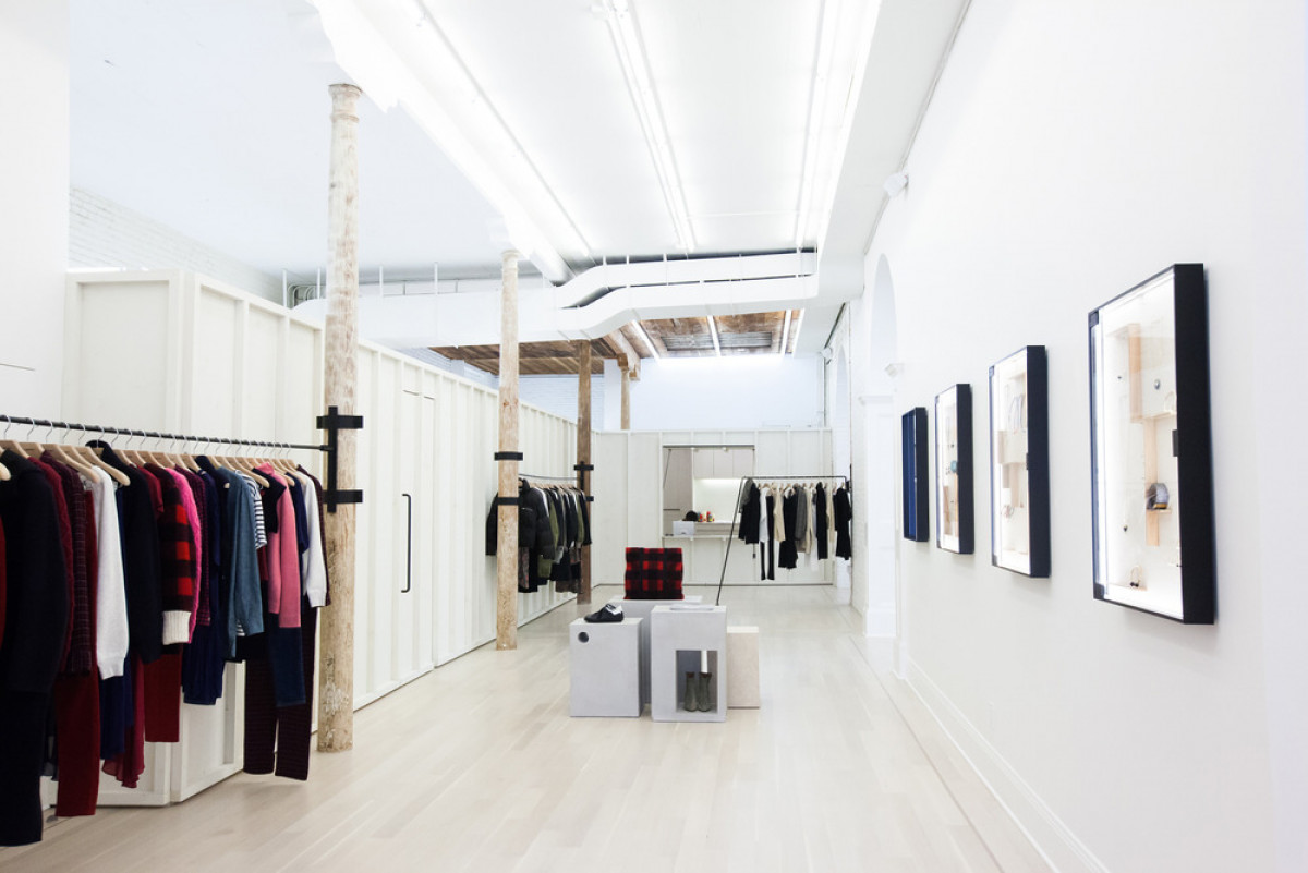 Isabel Marant: William Duff Architects (WDA) worked with Fisher Development Inc, KPFF Consulting Engineers and Franklin Azzi Architecture to realize a 3,546 square foot boutique that captures the brand's Bohemian chic-meets-modern charm, while preserving 