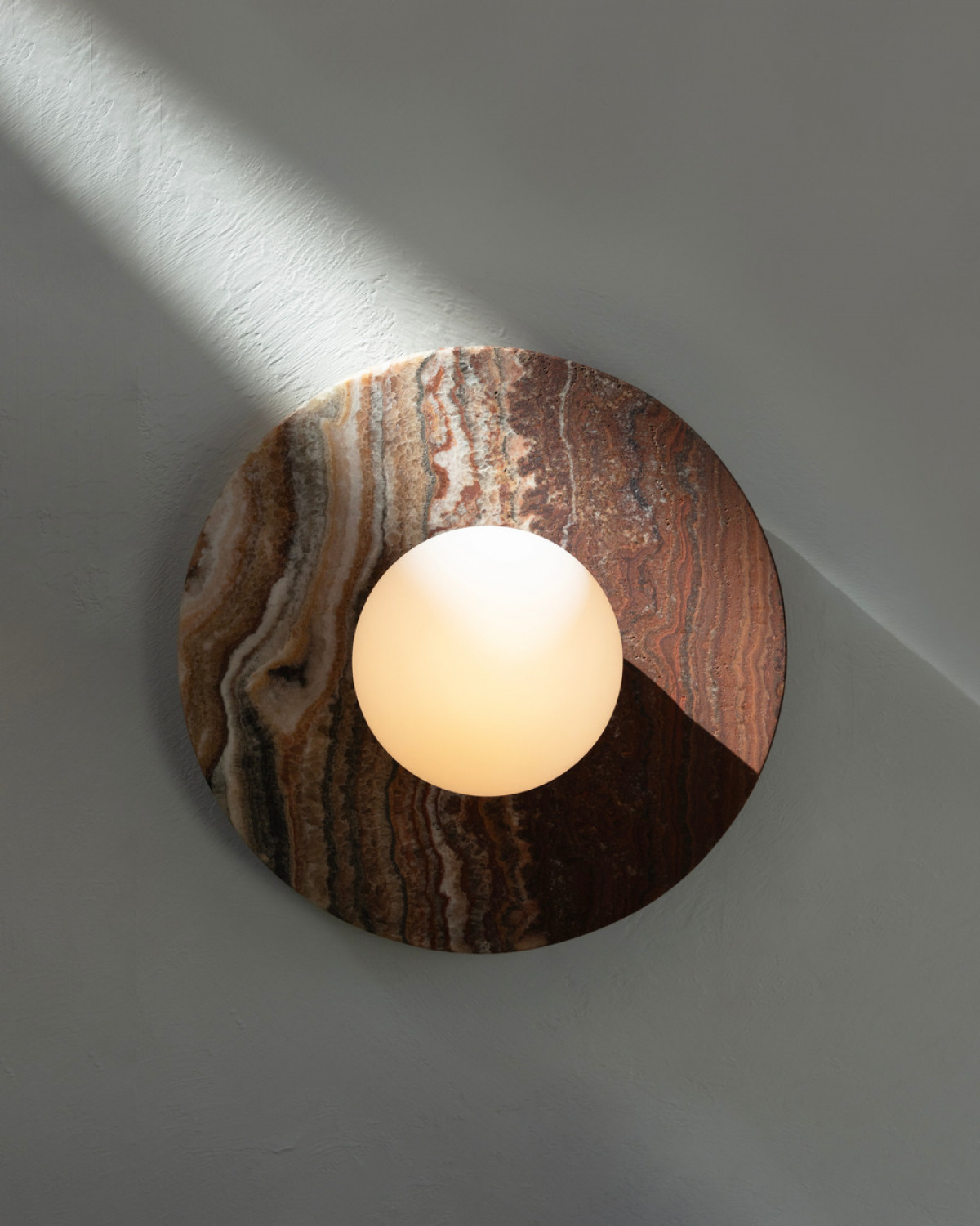 Photo credit: Luminaire Authentik