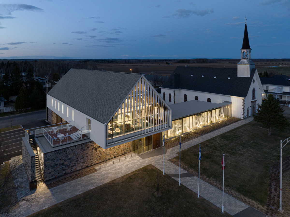 Photo credit: Stéphane Groleau