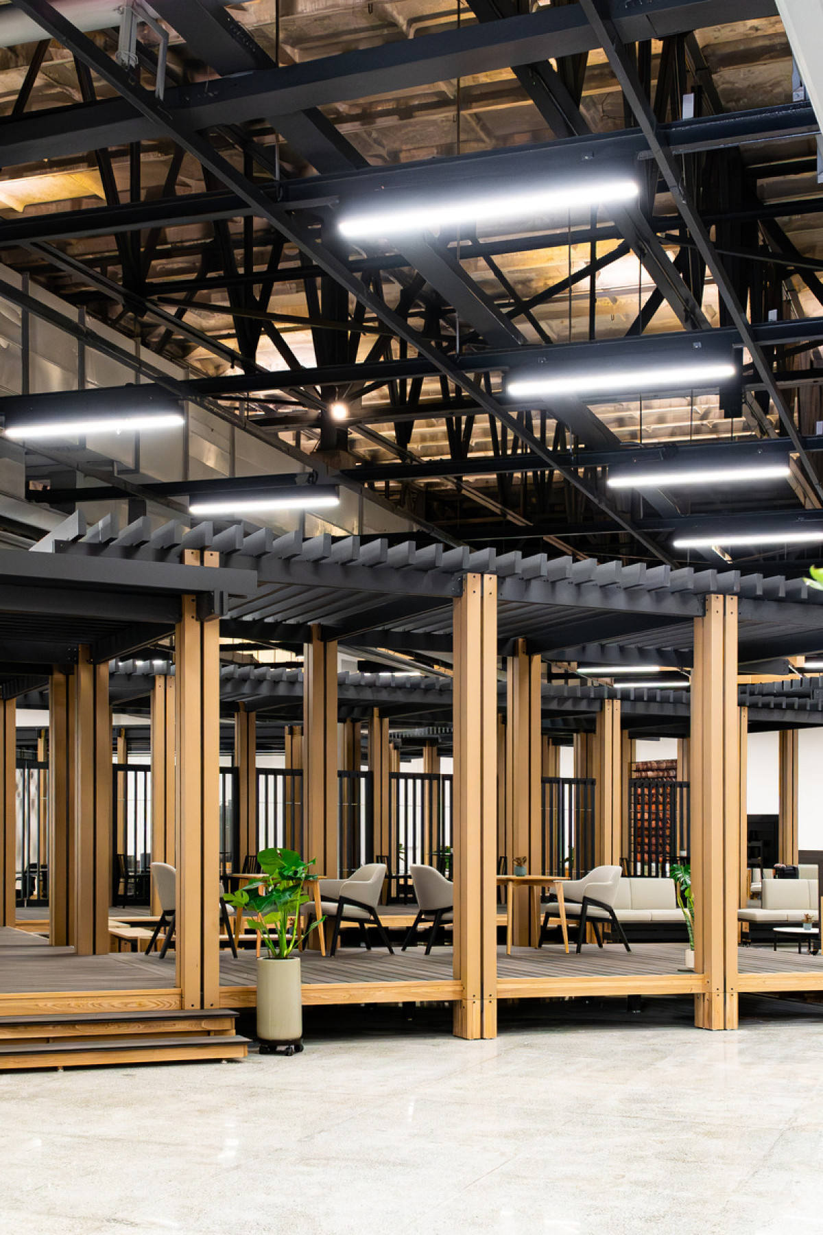 These intertwined structures create the “lines” that facilitate the installation of “planes” such as benches, seats, tables, walkways, and ceilings. Photo credit: Dennis Cheung @ Studio RYTE