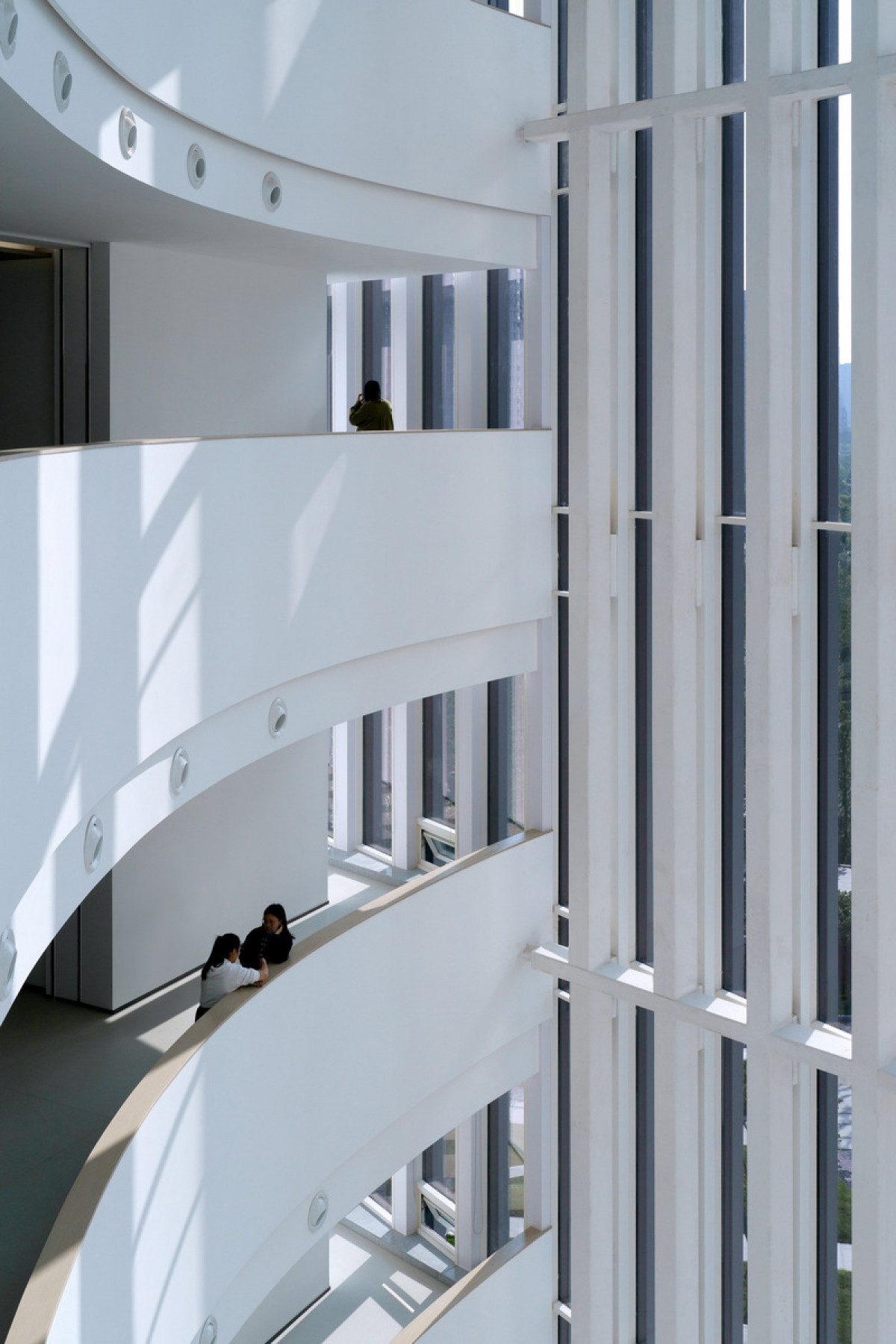 R&D atrium Photo credit: ©RudyKu