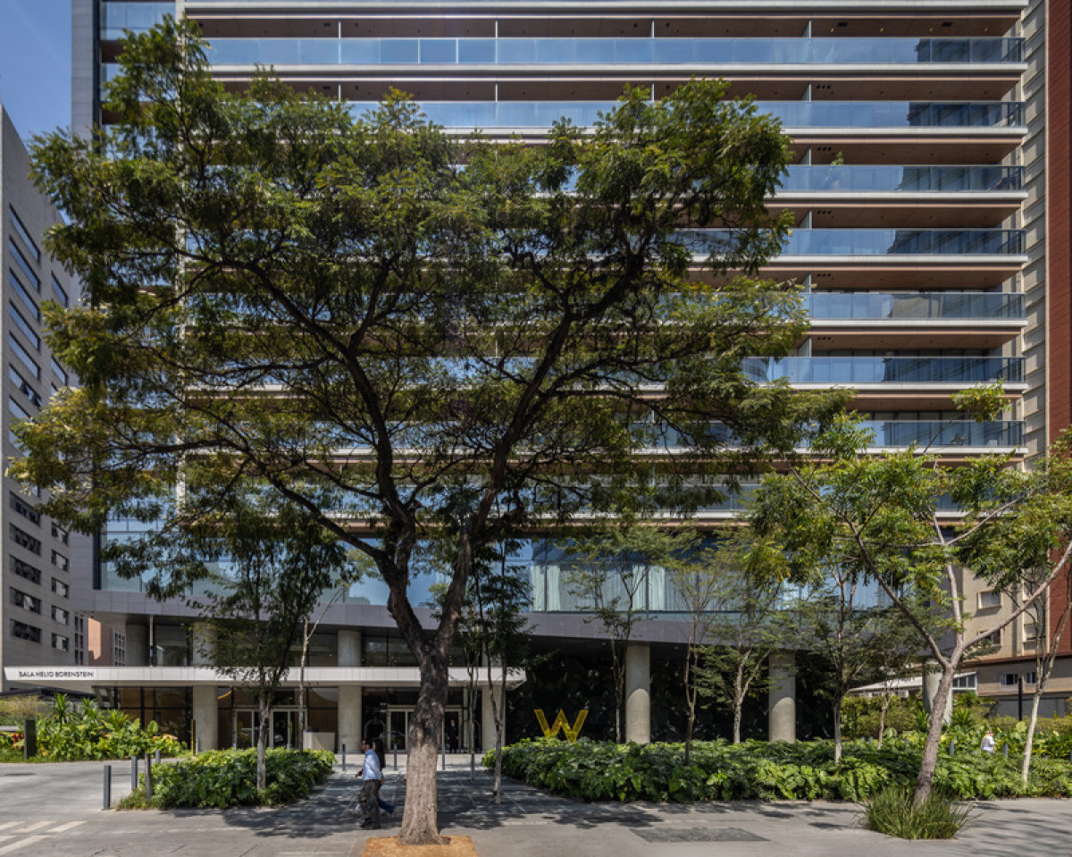 Photo credit: Pedro Mascaro