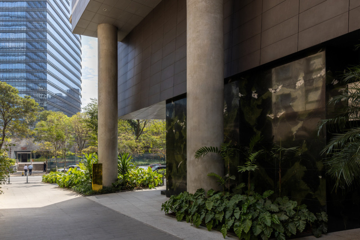 Photo credit: Pedro Mascaro